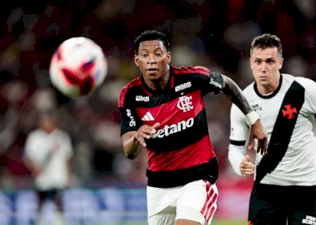 Vasco marca no último lance e arranca empate no clássico com o Flamengo