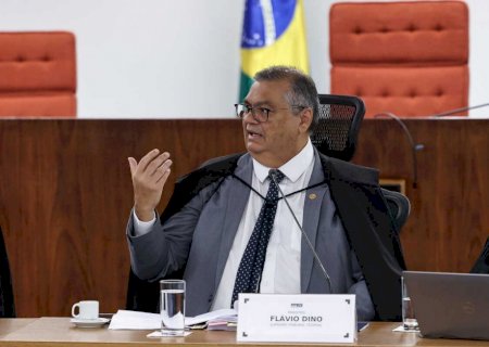Dino pede vista e suspende julgamento no STF sobre distribuição de royalties de petróleo