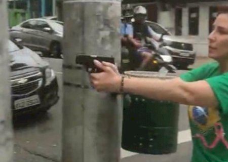 Justiça determina prisão de jornalista perseguido por Zambelli